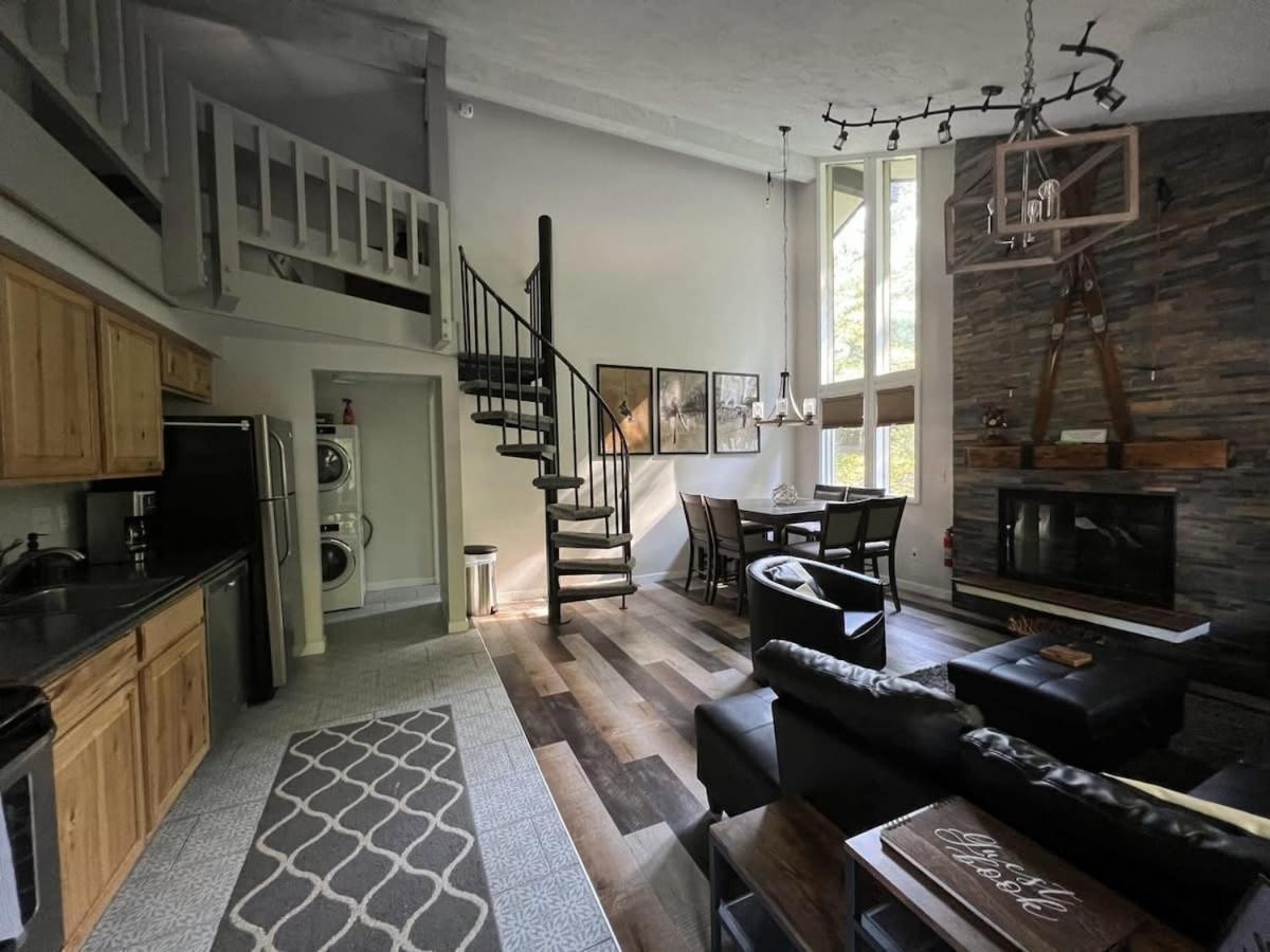 Boyne Mountain Condo -Sleeps 12 Boyne Falls Bagian luar foto
