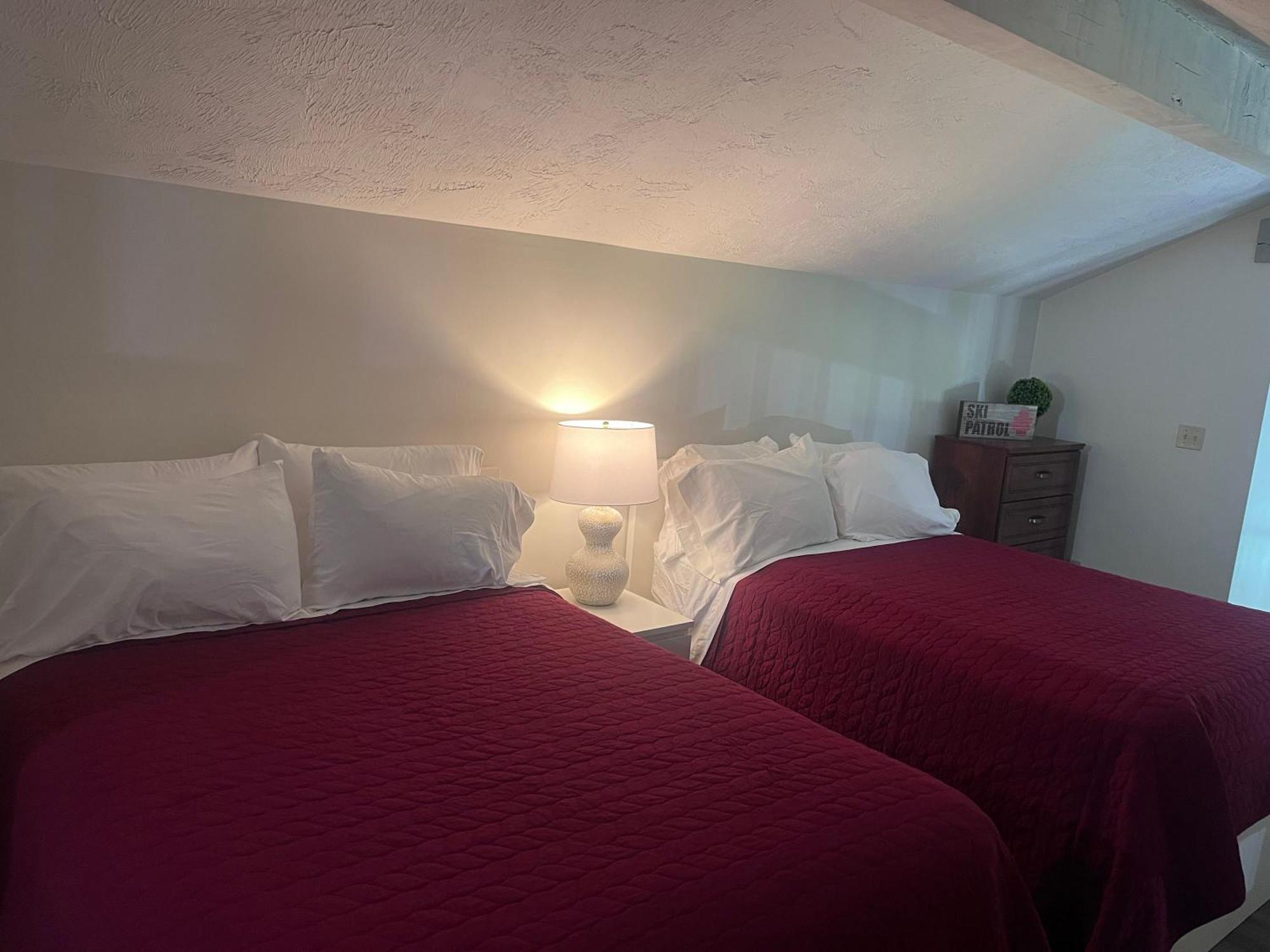 Boyne Mountain Condo -Sleeps 12 Boyne Falls Bagian luar foto