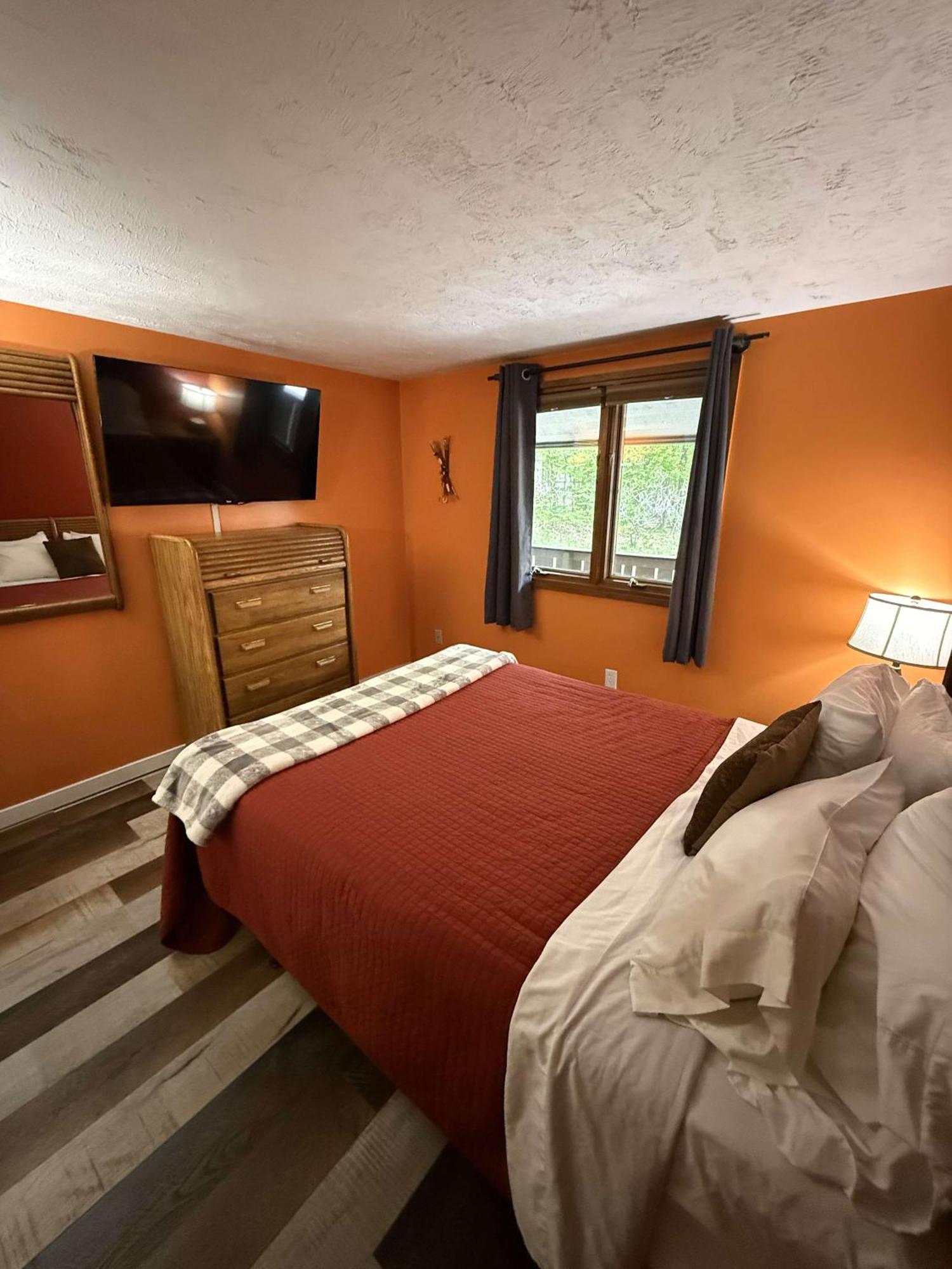 Boyne Mountain Condo -Sleeps 12 Boyne Falls Bagian luar foto
